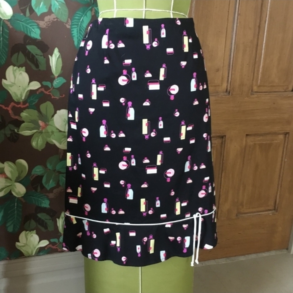 LILY Novelty Print Pin-Up Girl Skirt